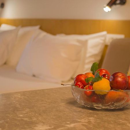 Kalypso Studios & Rooms ปาไลโอโกรา ภายนอก รูปภาพ
