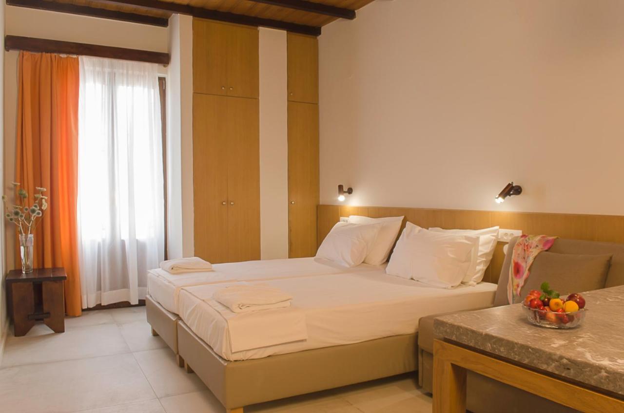 Kalypso Studios & Rooms ปาไลโอโกรา ภายนอก รูปภาพ