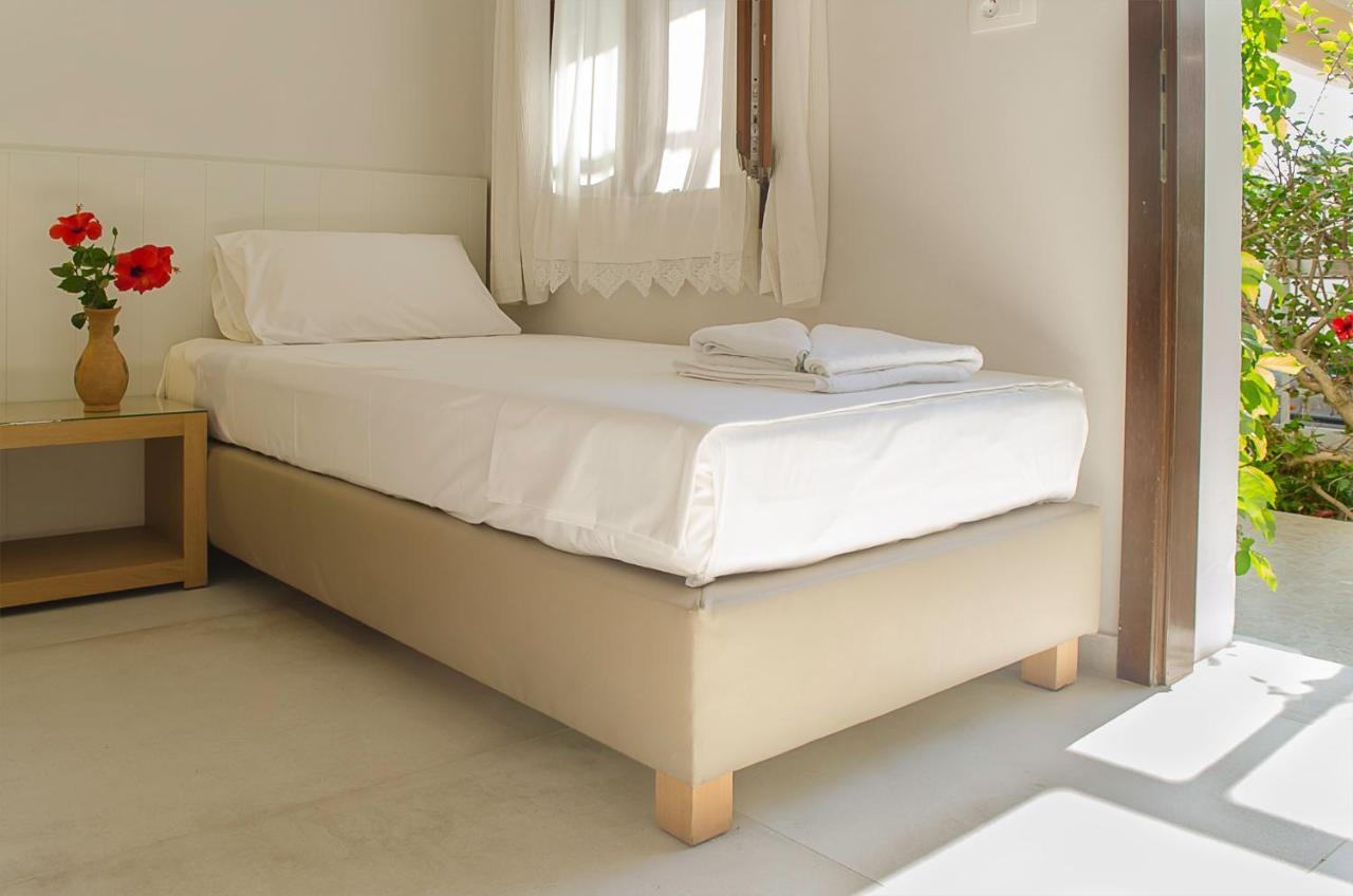 Kalypso Studios & Rooms ปาไลโอโกรา ภายนอก รูปภาพ
