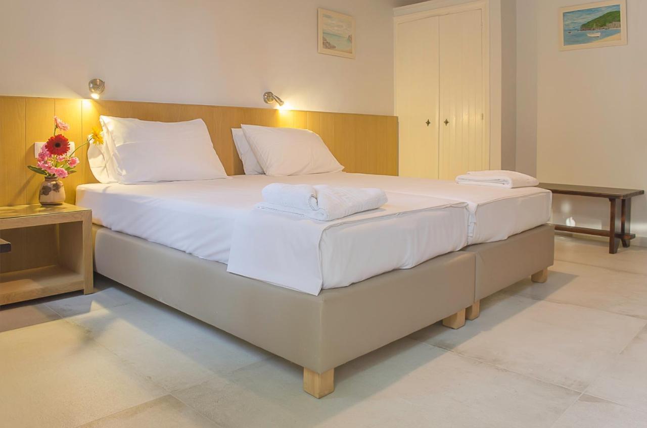 Kalypso Studios & Rooms ปาไลโอโกรา ภายนอก รูปภาพ